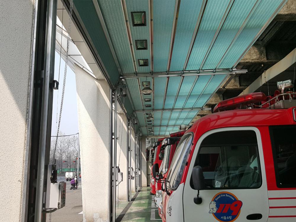 commercial overhead door