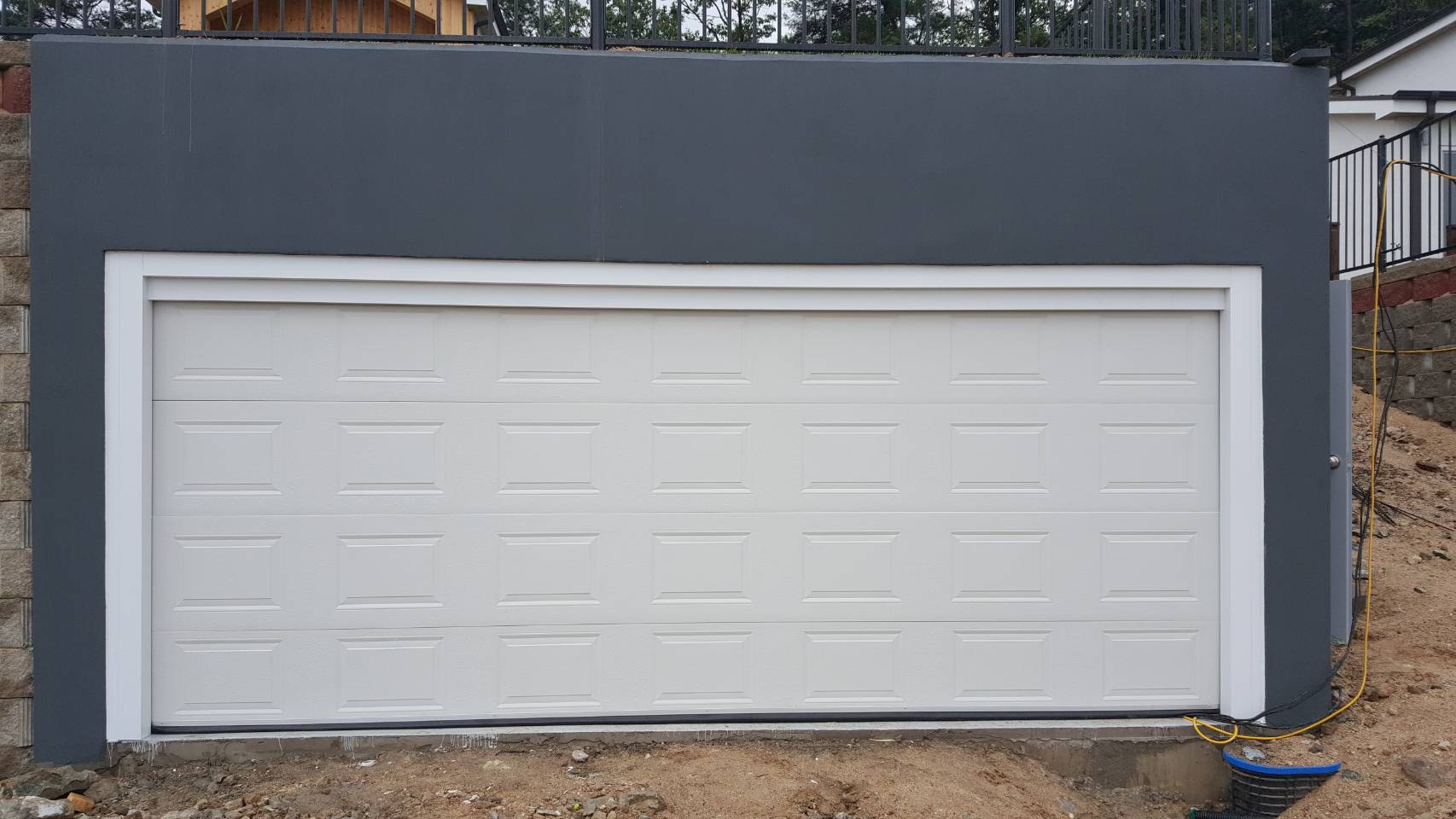 GARAGE DOOR