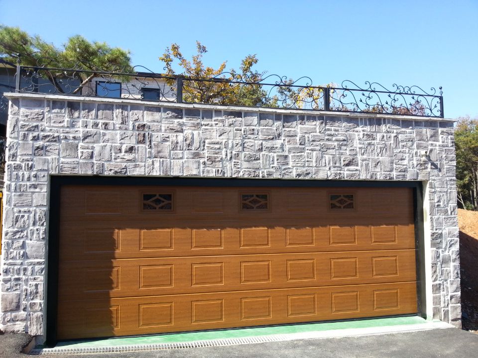 Garage door - Steel