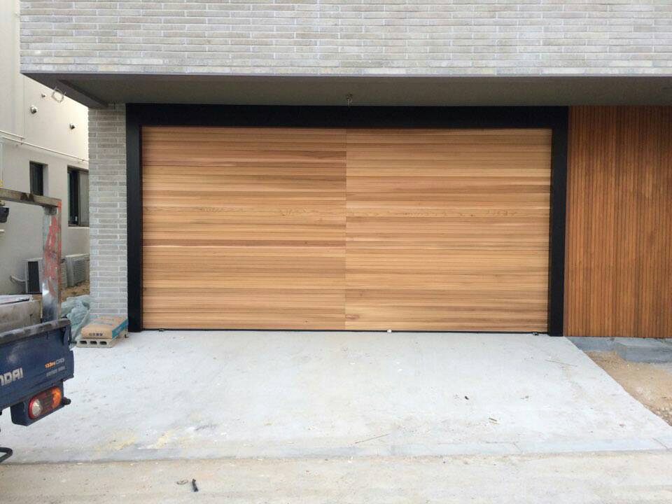 Garage door  - Wood
