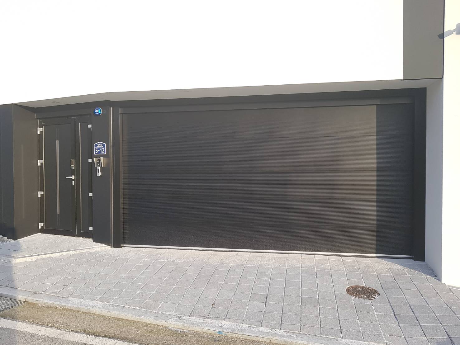 Garage door - Wood